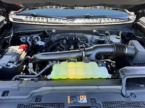 New 2025 Ford Expedition Max Active image 9