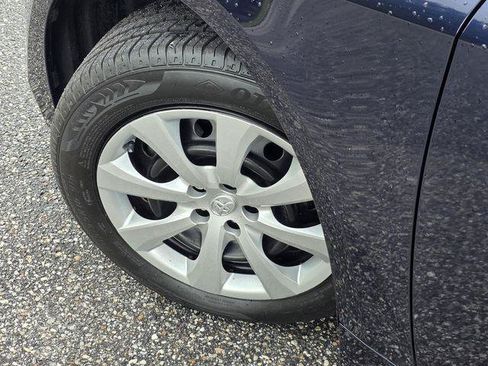 Certified 2022 Toyota Corolla LE FWD image 29