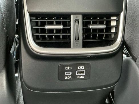 Used 2024 Subaru Outback Premium AWD/4WD image 21