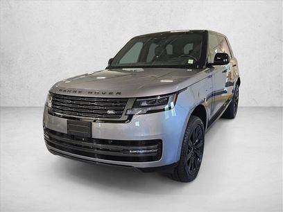 Used 2025 Land Rover Range Rover SE