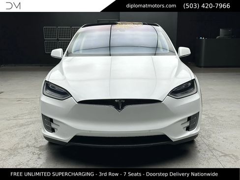 Used 2016 Tesla Model X 75D image 11
