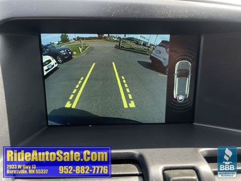 Used 2016 Volvo XC60 T6 w/ Proximity Package AWD/4WD image 21