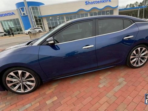 Used 2023 Nissan Maxima Platinum w/ Sport Mat Group image 6