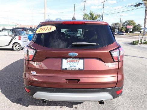 Used 2018 Ford Escape Titanium w/ Ford Safe & Smart Package image 9