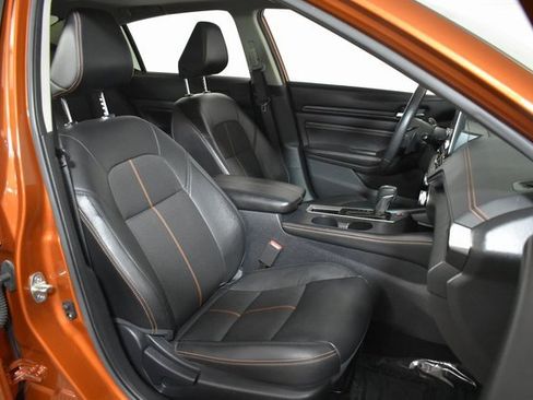 Used 2020 Nissan Altima 2.0 SR image 33