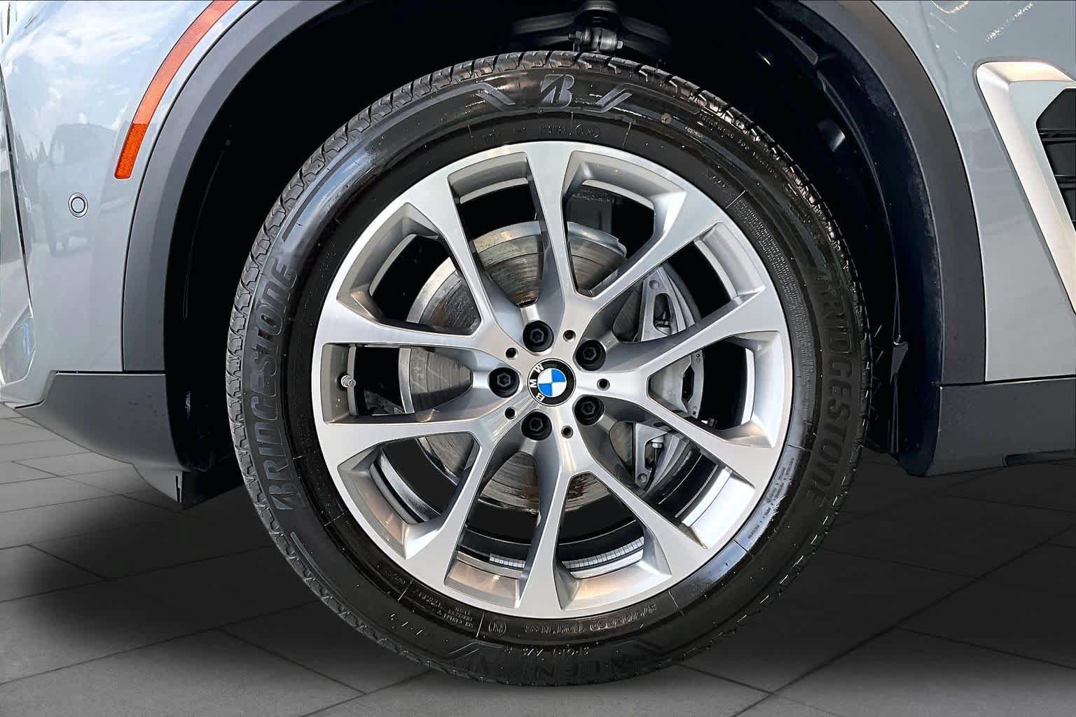 Used 2026 BMW X5 sDrive40i RWD image 10