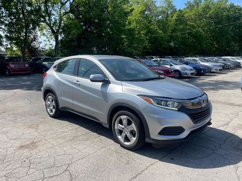 Used 2019 Honda HR-V LX image 3