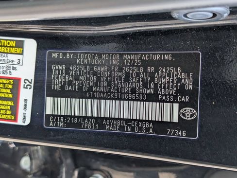 Used 2026 Toyota Camry XLE FWD image 25