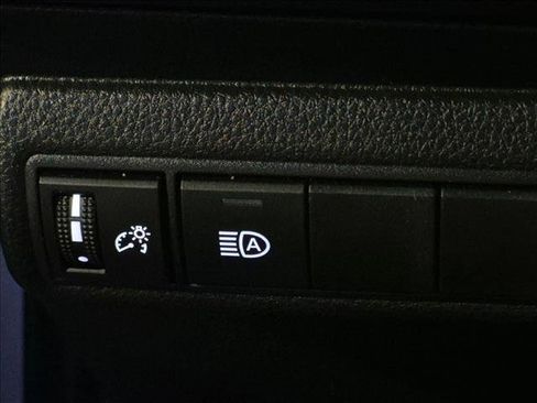Used 2024 Toyota Corolla LE FWD image 9