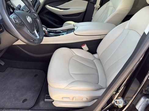 Used 2020 Buick Envision Essence w/ Experience Buick Package image 11