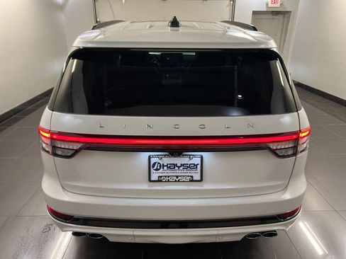 New 2026 Lincoln Aviator Reserve image 5