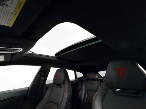 Used 2021 Lamborghini Urus AWD/4WD image 14