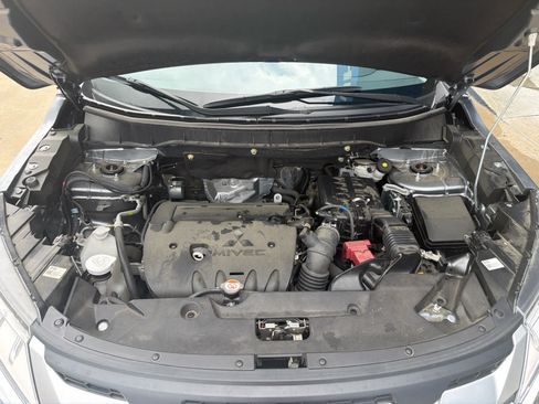 Used 2025 Mitsubishi Outlander Sport AWD image 13