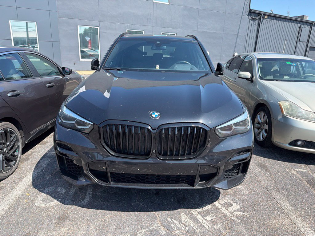 Used 2023 BMW X5 sDrive40i w/ M Sport Package RWD image 2