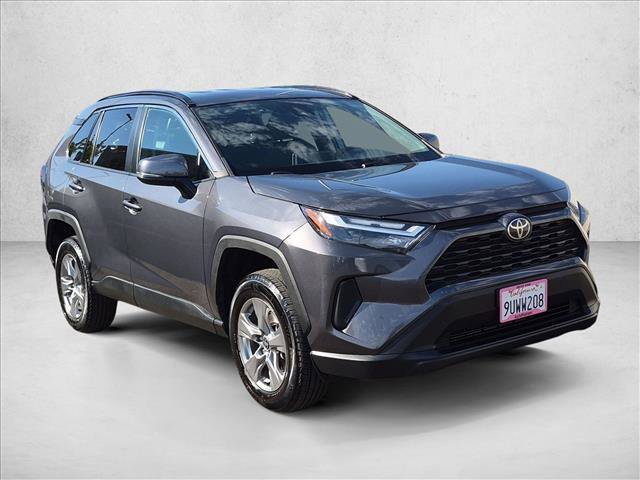 Used 2024 Toyota RAV4 XLE FWD image 3