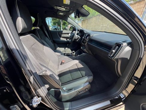 Used 2022 Volvo C40 P8 Recharge Ultimate AWD/4WD image 26