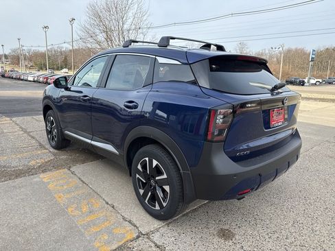 New 2026 Nissan Kicks SV image 6