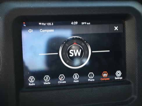 Used 2023 Jeep Gladiator Sport image 40