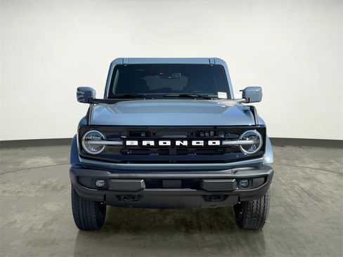 New 2025 Ford Bronco Outer Banks image 13