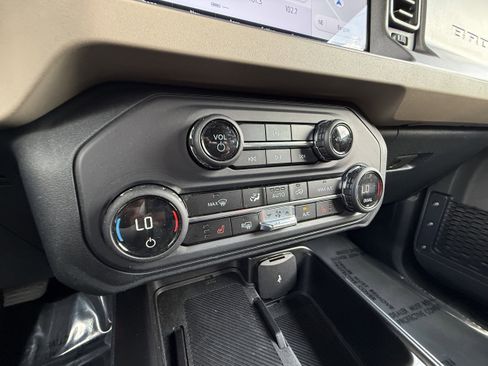 Used 2025 Ford Bronco Big Bend AWD/4WD image 18