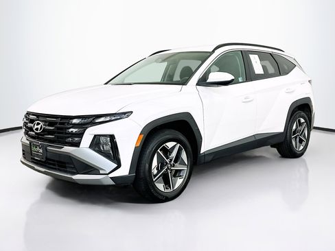 Used 2025 Hyundai Tucson SEL image 3
