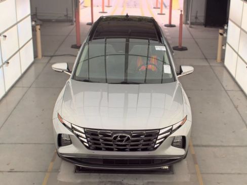 Used 2023 Hyundai Tucson Limited w/ Cargo Package FWD image 2