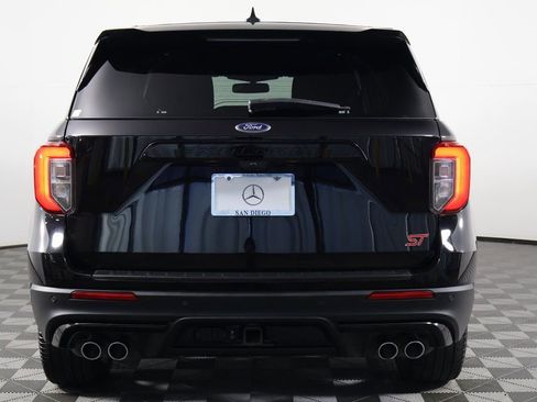 Used 2022 Ford Explorer ST w/ Equipment Group 401A image 5