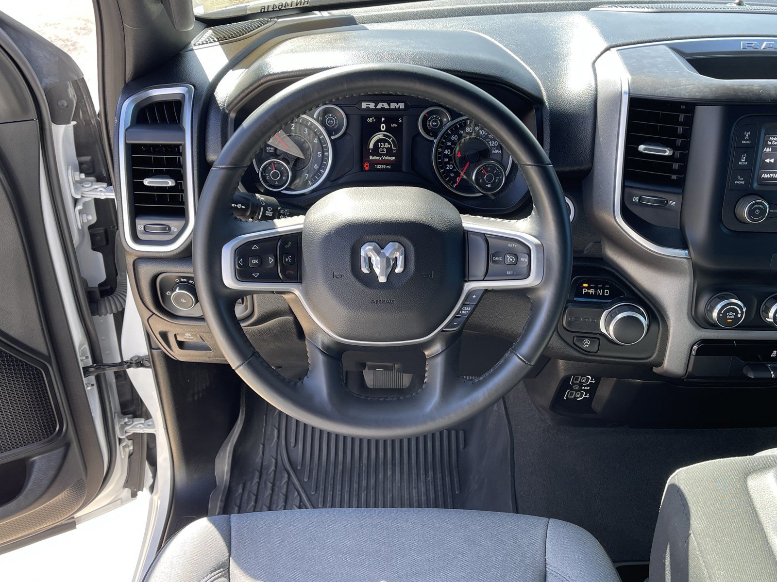Used 2024 RAM 1500 Big Horn RWD image 14