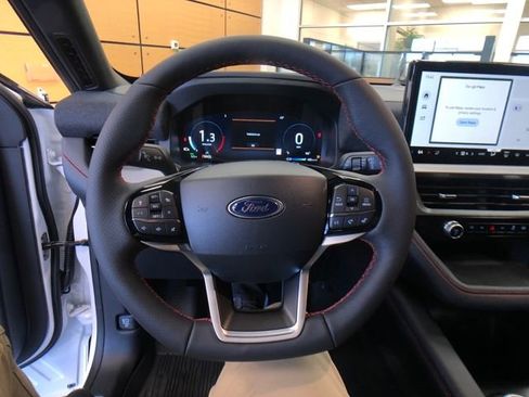 New 2026 Ford Explorer ST-Line image 13