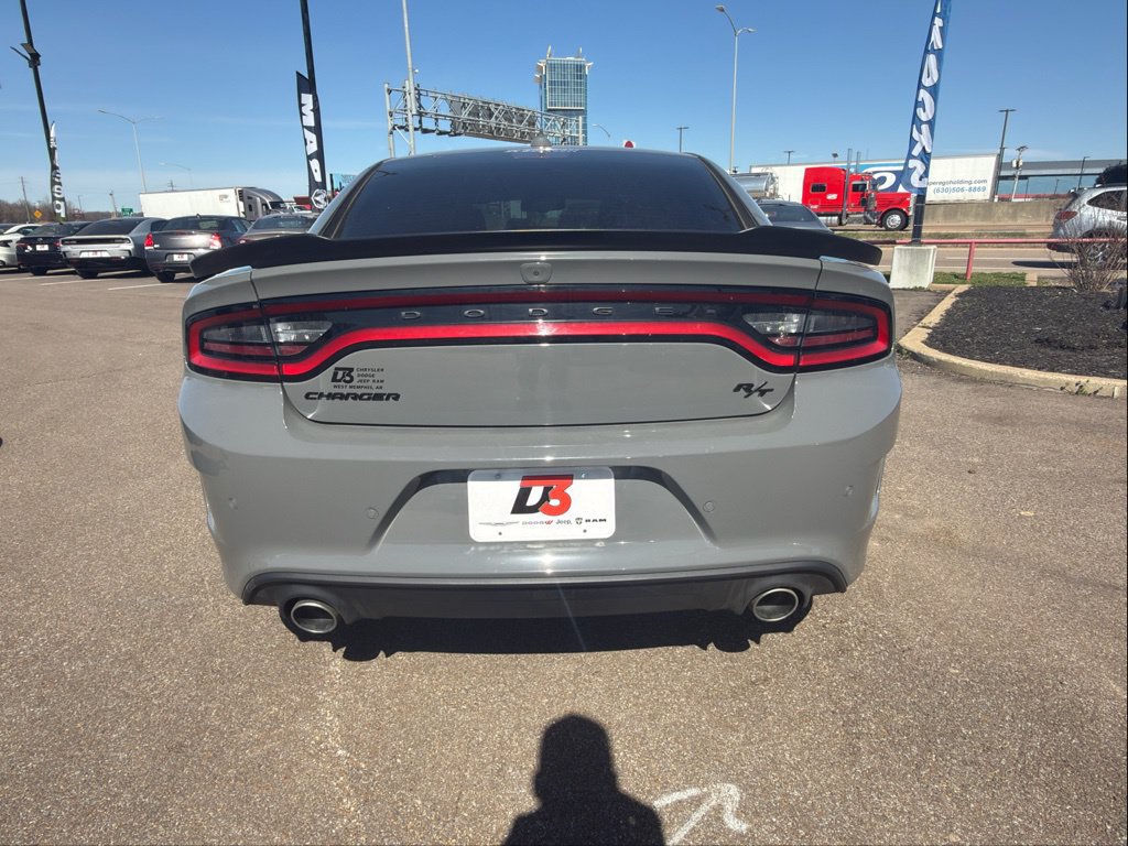 Used 2023 Dodge Charger R/T w/ Blacktop Package RWD image 19