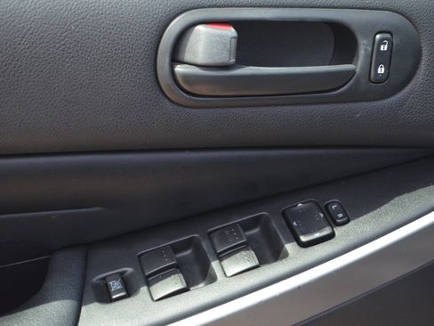 Used 2010 MAZDA CX-7 s Touring w/ Technology Pkg image 15