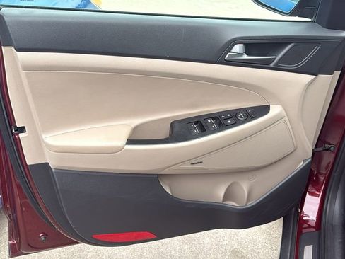 Used 2017 Hyundai Tucson Limited w/ Limited Ultimate Package 03 FWD image 5