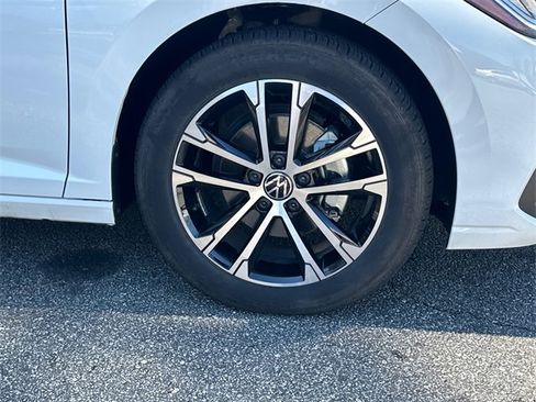 Used 2025 Volkswagen Jetta Sport image 26