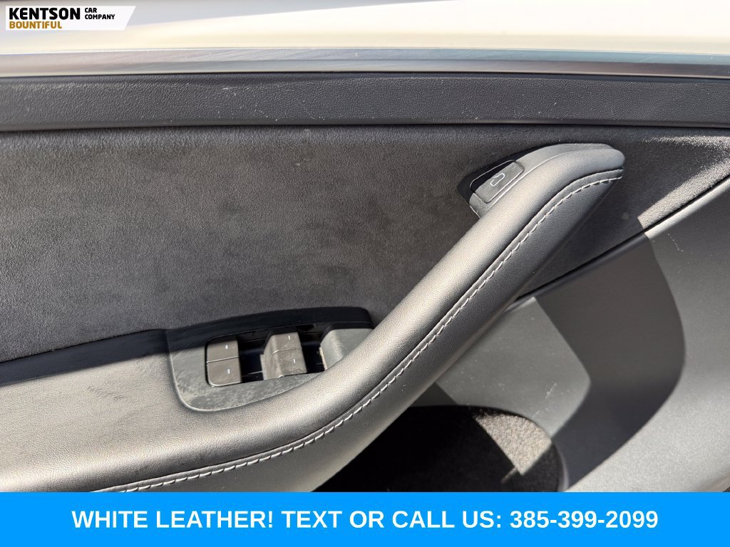 Used 2023 Tesla Model Y Performance AWD/4WD image 16