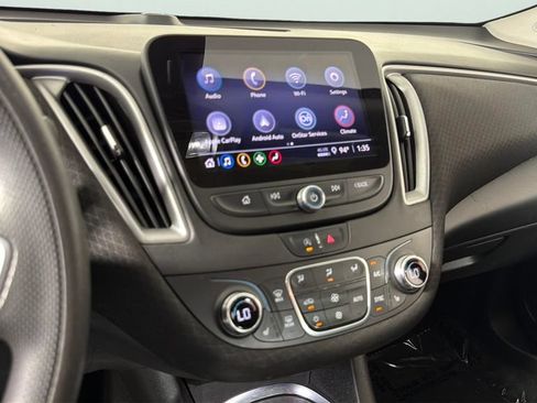 Certified 2022 Chevrolet Malibu LT FWD image 21