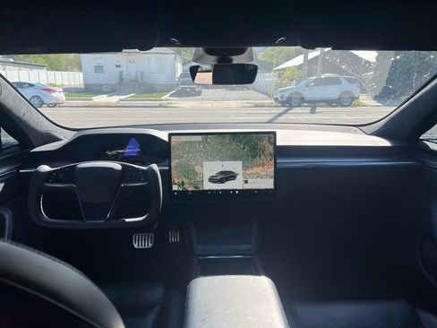 Used 2022 Tesla Model S AWD/4WD image 6