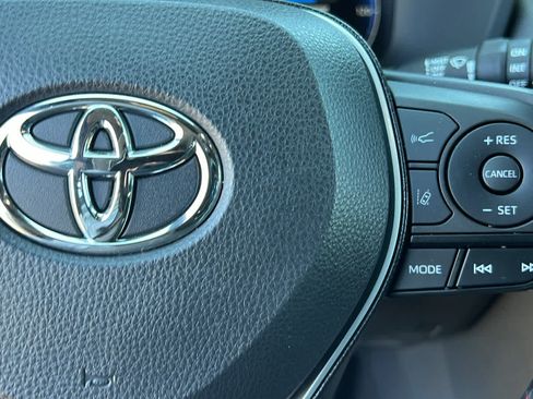 Used 2023 Toyota RAV4 XSE AWD/4WD image 20
