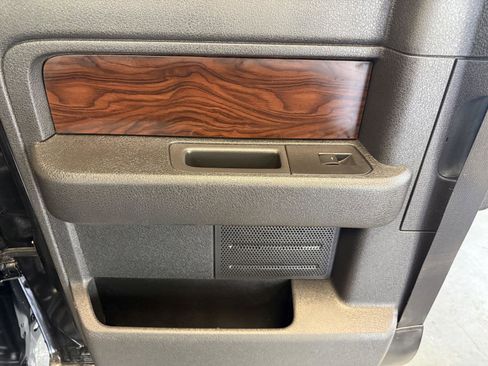 Used 2012 Ford F150 Lariat w/ Lariat Chrome Pkg image 20