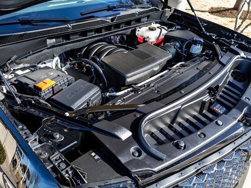 Used 2026 Cadillac Escalade ESV Platinum Sport w/ LPO, ONYX Package image 43