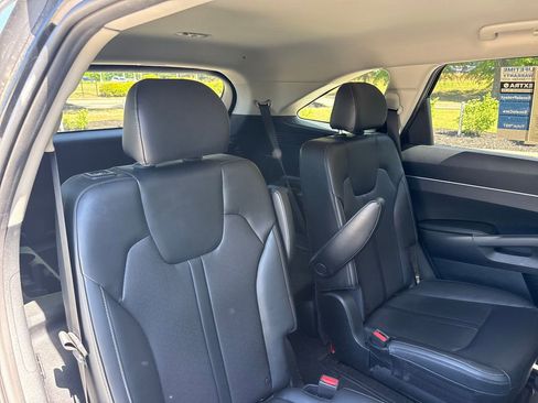 Used 2021 Kia Sorento EX FWD image 33