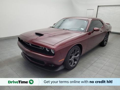 Used 2019 Dodge Challenger GT RWD image 1