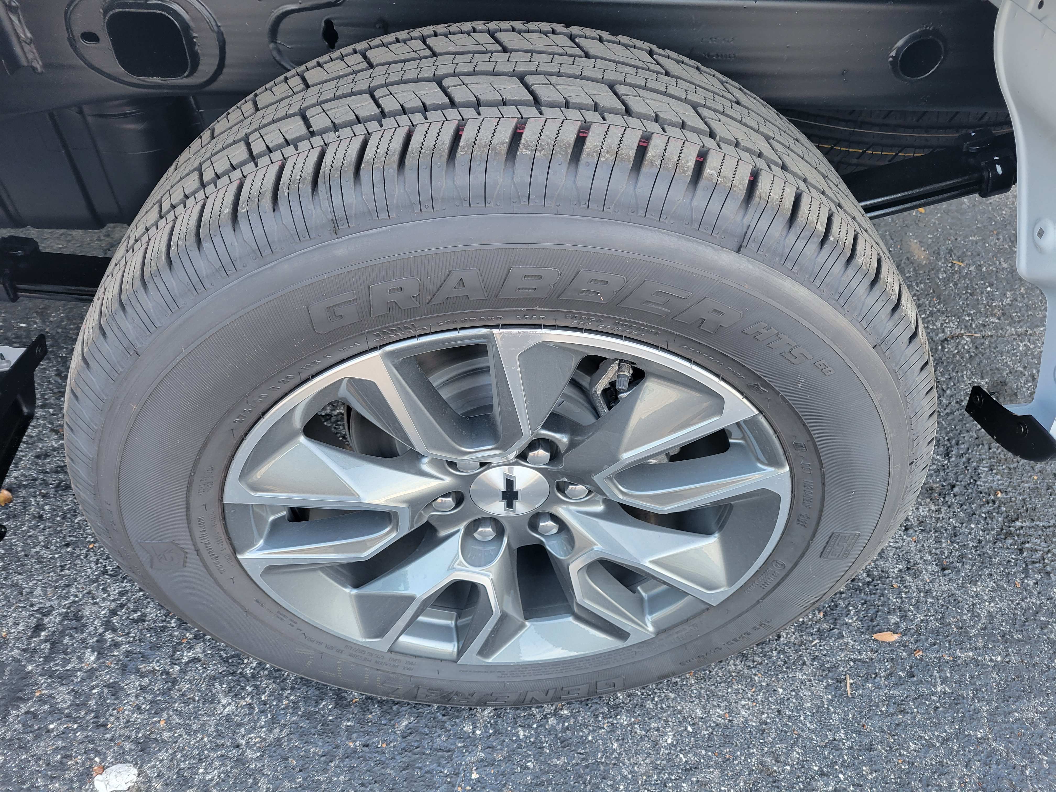 New 2026 Chevrolet Silverado 1500 RST w/ LPO, Dark Essentials Package RWD image 38