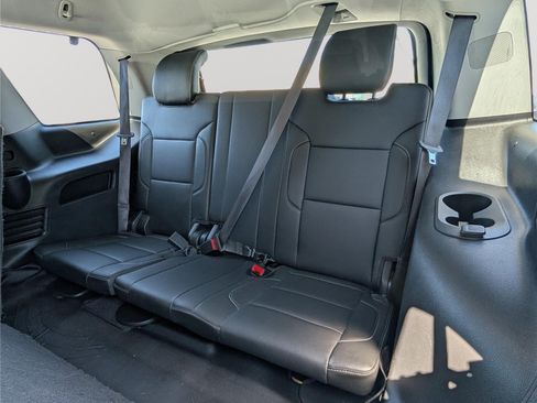 Used 2020 Chevrolet Tahoe LT AWD/4WD image 16