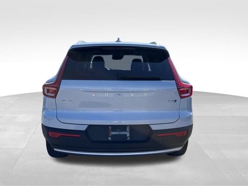 Used 2020 Volvo XC40 T5 Momentum w/ Protection Package AWD/4WD image 7