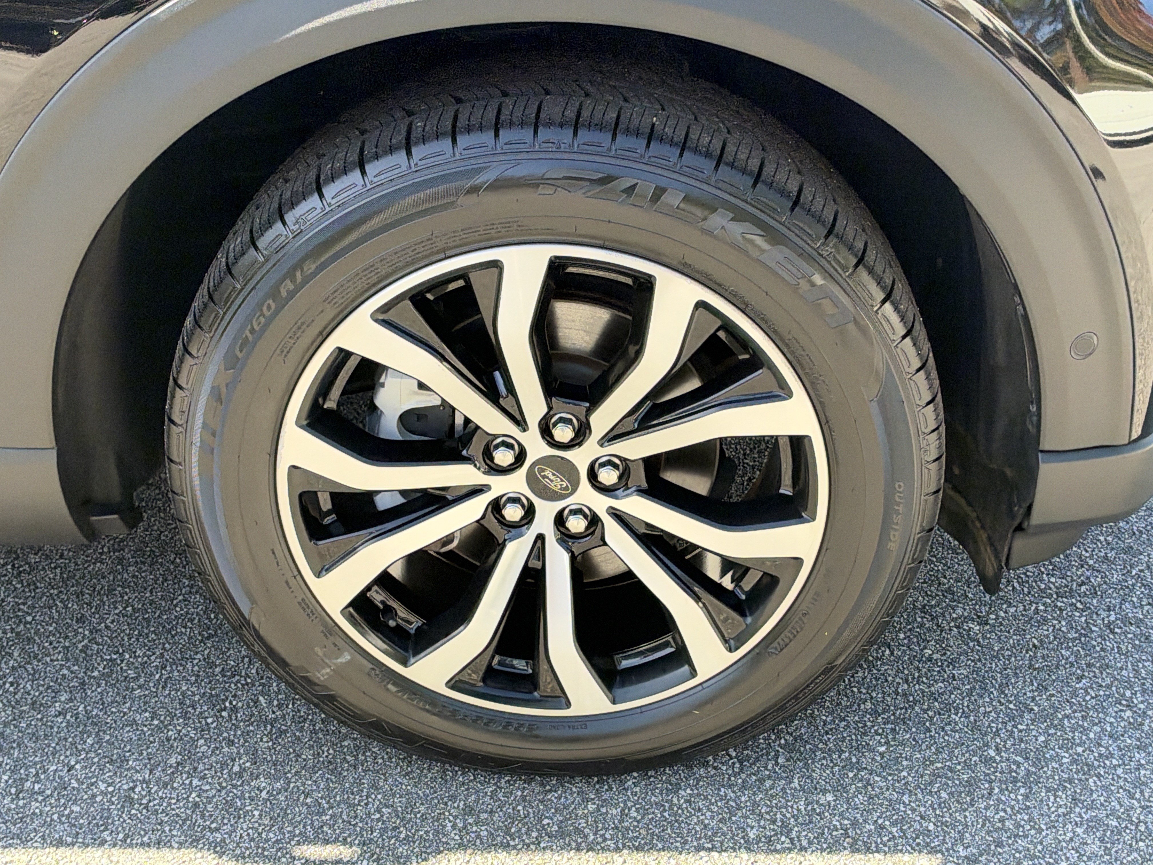 Used 2021 Ford Explorer ST w/ Equipment Group 401A AWD/4WD image 14