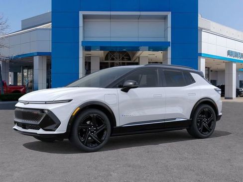 New 2026 Chevrolet Equinox EV RS image 2