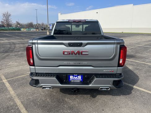 Used 2026 GMC Sierra 1500 AT4 w/ AT4 Premium Package AWD/4WD image 5