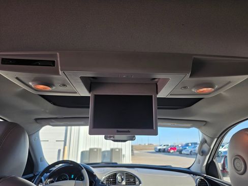 Used 2017 Buick Enclave Leather w/ Enclave Sport Touring Edition image 26