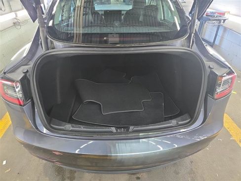 Used 2023 Tesla Model 3 Long Range AWD/4WD image 9