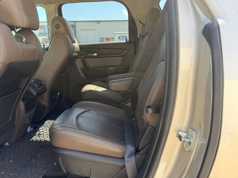 Used 2015 GMC Acadia SLT FWD image 9